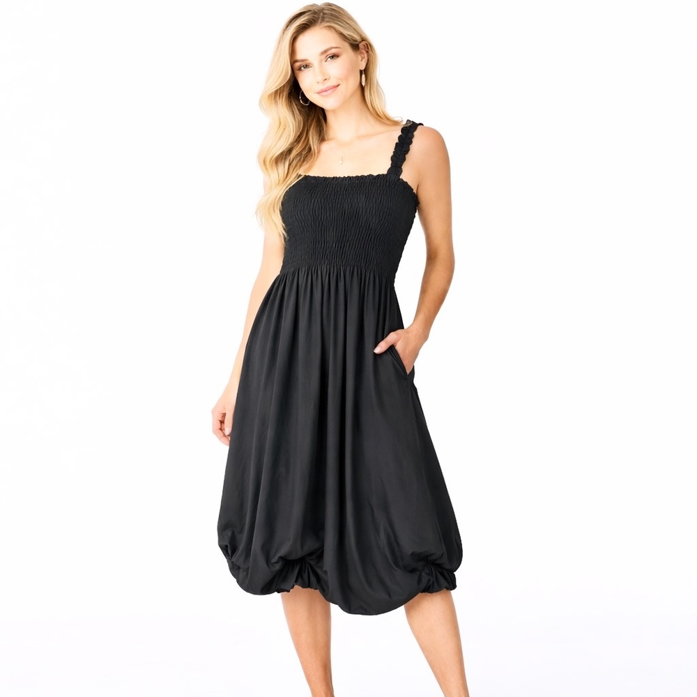 Black Boho Smocked Sundress Bubble/Balloon Hem Size Large